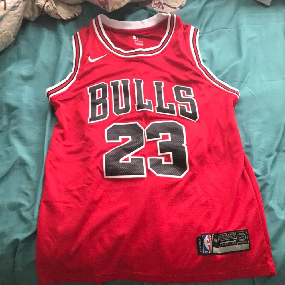Air Jordan Jersey - Picture 1 of 3